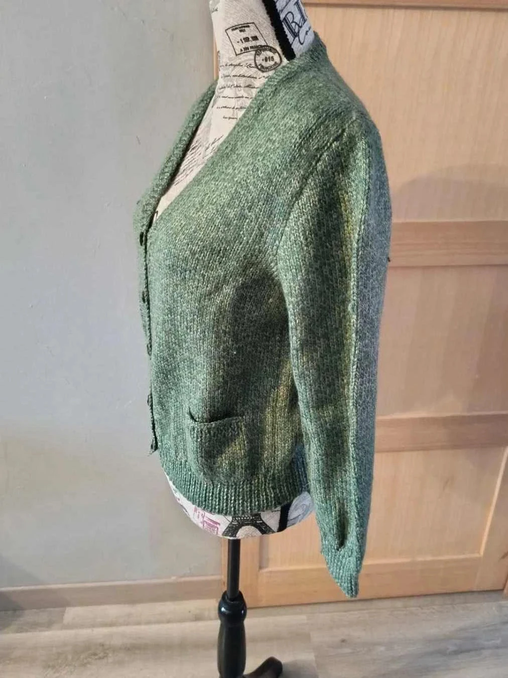 Cardigan verde escuro, lã, Fait Main Tamanho 40 – photo 4